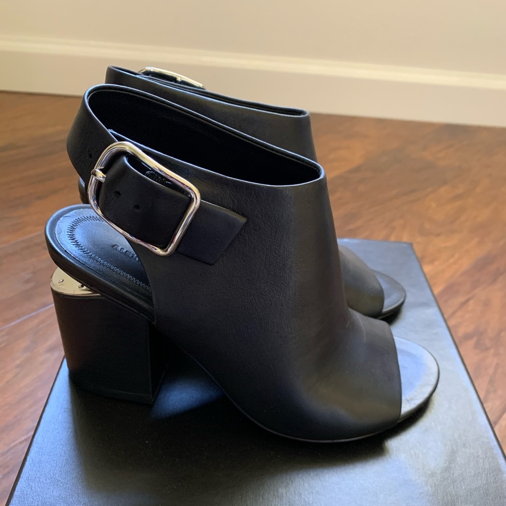 Alexander Wang sandals!